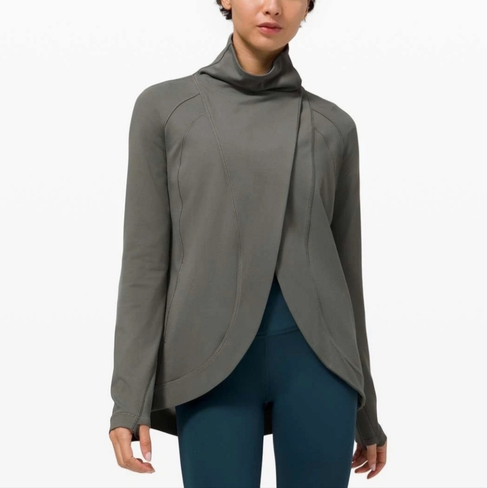 Lululemon Womens Rulu Rally Wrap: GREY SAGE ~ buttery soft cardigan top Size 6